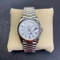 Image 1 of Rolex Daydate - Madreperla e Swarovski