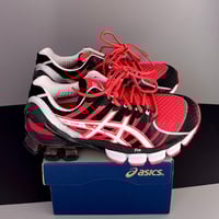 Image 2 of size: us7.5 uk5.5 eu39 cm24.5