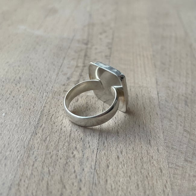 "E" Ring - N1/2
