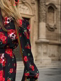 Image 2 of VESTIDO ROSAS Y CALAVERAS CORTO