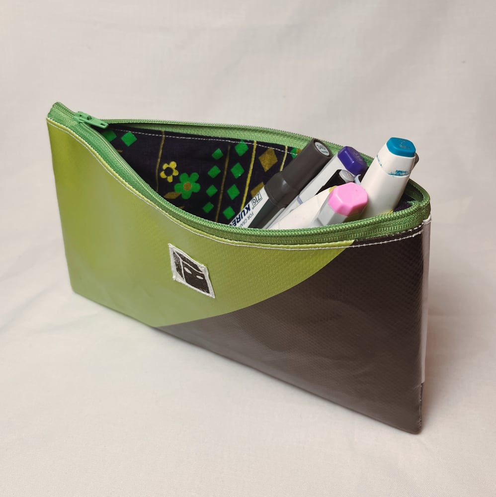 Image of BANNER UNI-BAG 7