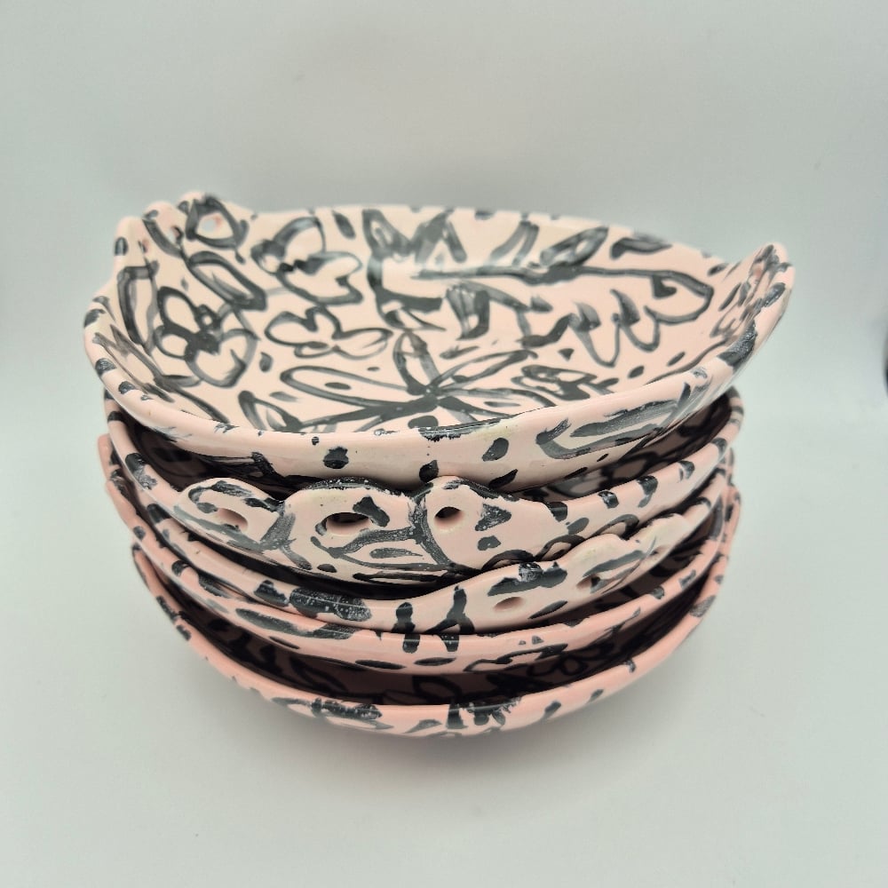 Image of FLOWERS FORAGE BOWL - LARGE