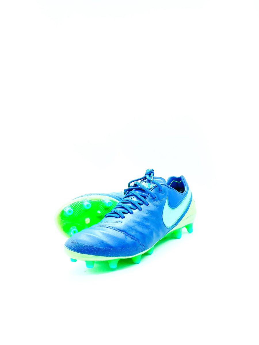 nike tiempo vi black