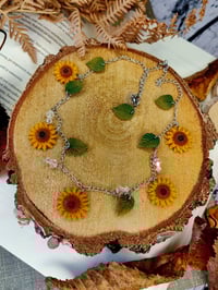Image 7 of Charmsowy naszyjnik ze słonecznikami i listkami 🌻🌿