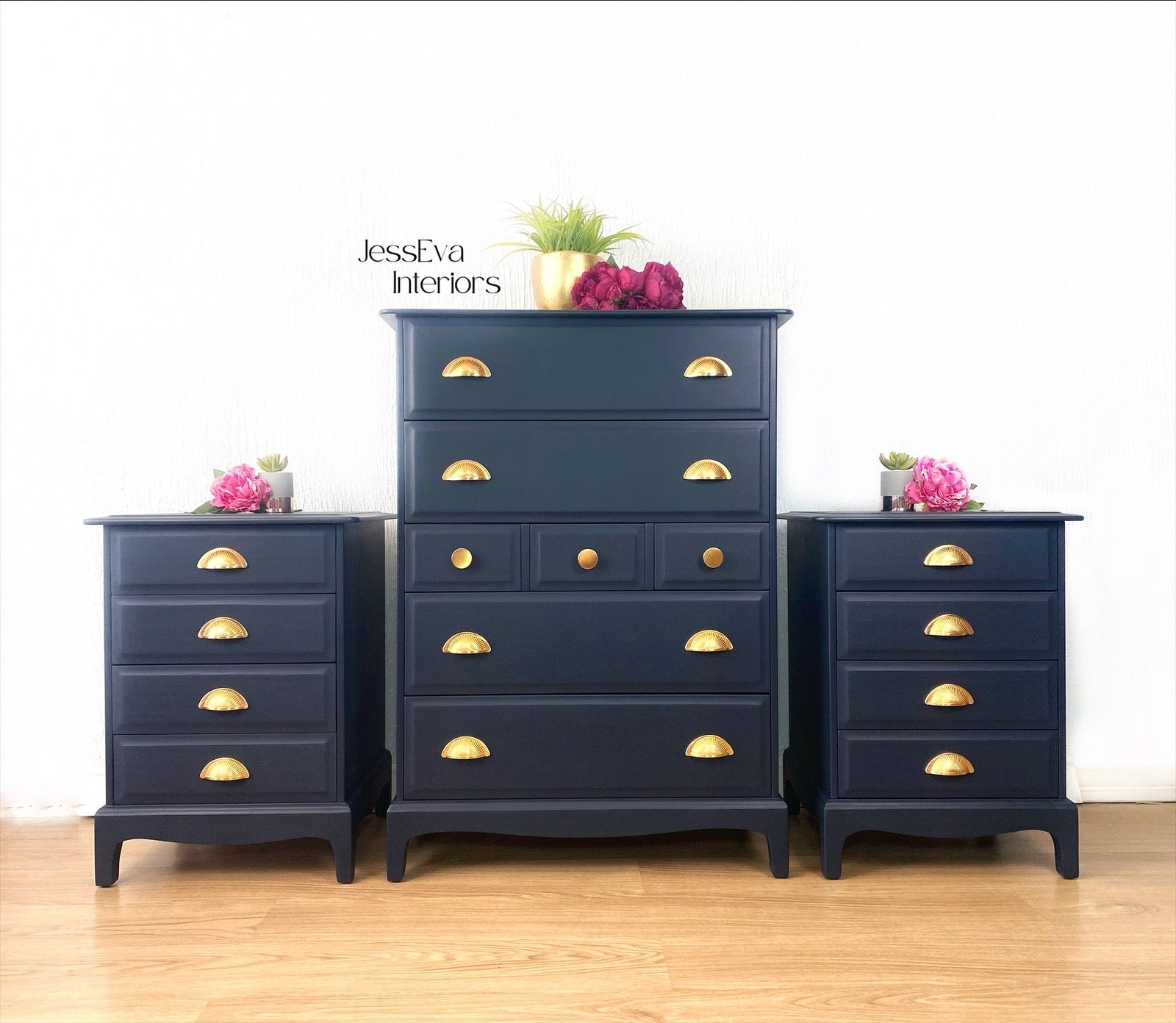 Blue bedroom deals chest of drawers