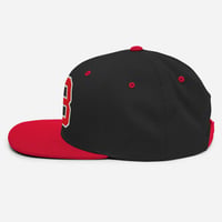 Image 15 of 88 Showtime Flatbill Snapback Hat