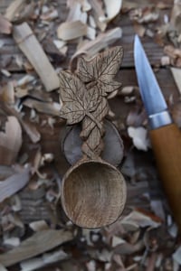 Image 1 of Ivy leaf Scoop 