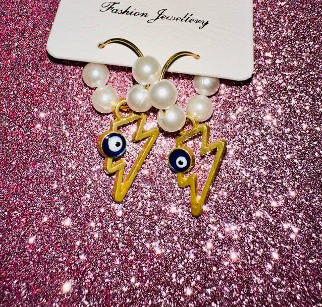 Pearl Nazar Storm Gold Earrings 