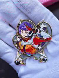 Image 4 of Juno Half Body in hand