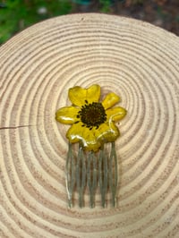 Image 1 of Black Eyed Susan Hair Comb 