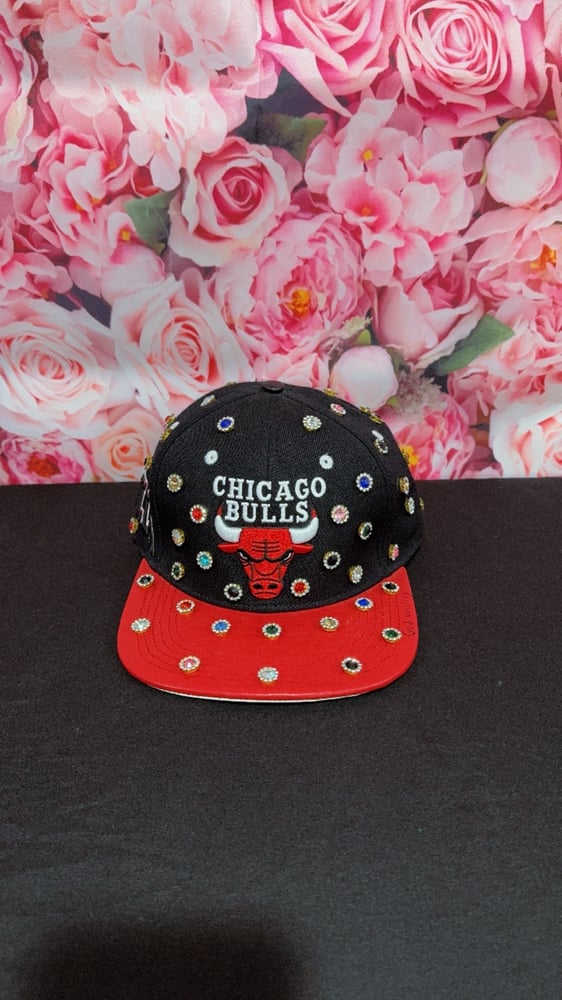 Image of 1 of 1 Unisex (Red & Black) Chicago Bulls  SnapBack stones hat 