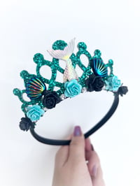 Image 1 of Halloween Mermaid tiara crown hair accessories party props 
