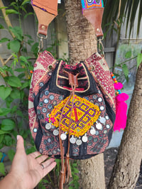 Image 2 of Slouch bag leather pull in  browns