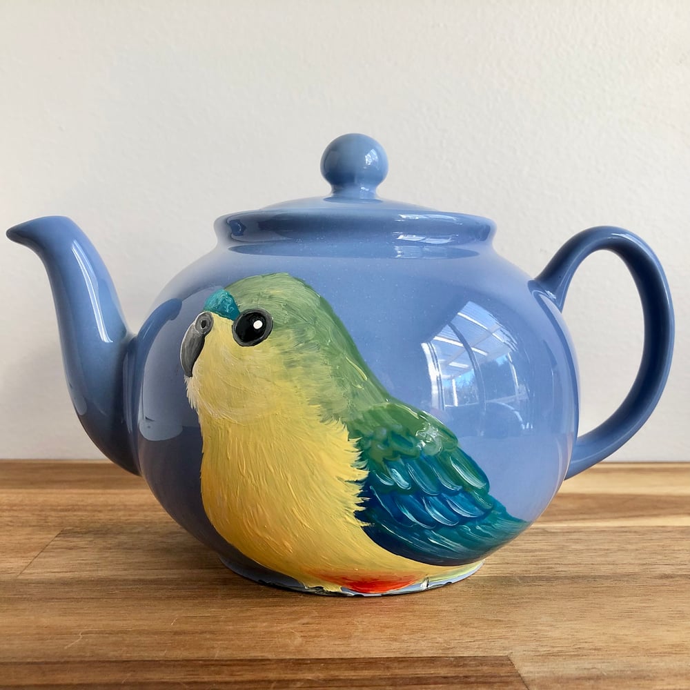 Orange-bellied Parrot Teapot