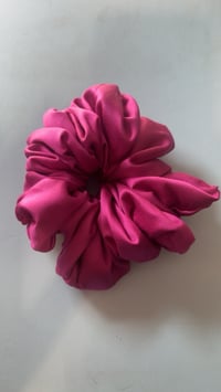 Image 7 of XXL Scrunchies