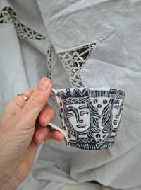 Image 2 of The Bird, Two Princesses and Two Princesses