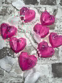 Peony Blush Geo Heart x1