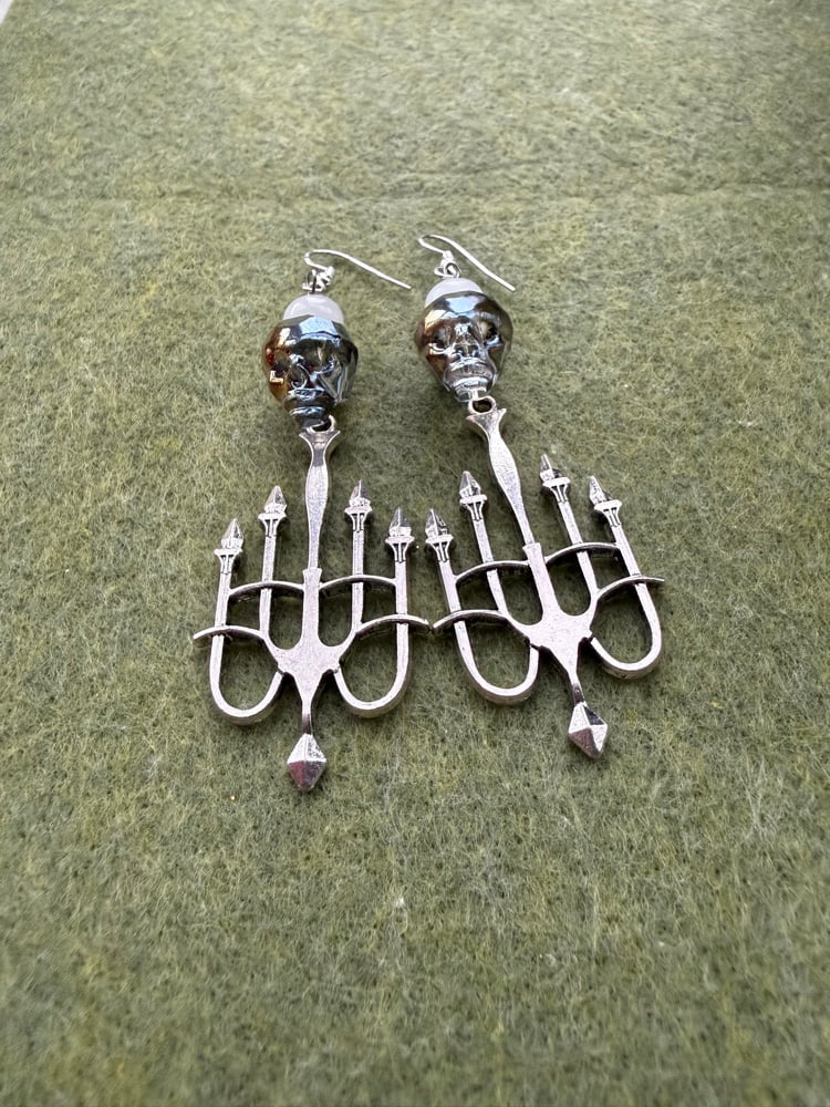 Image of Candelabra skull earrings 