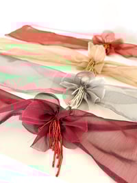 Image 2 of Choker flor - granate 