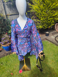 Image 7 of Tulum co ord set - wrap skirt and top 6-14 uk black flora