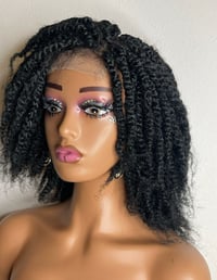 Image 2 of Twist wig closure  lace Braids wig
