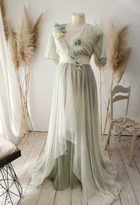 Image 2 of Photoshooting tulle dress Abriana | size S-M| sage and off white | flowers