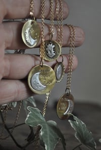 Image 1 of Medagliette in ottone e argento