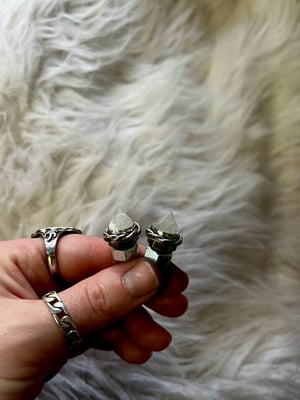 Image of Quartz Spike Bolts