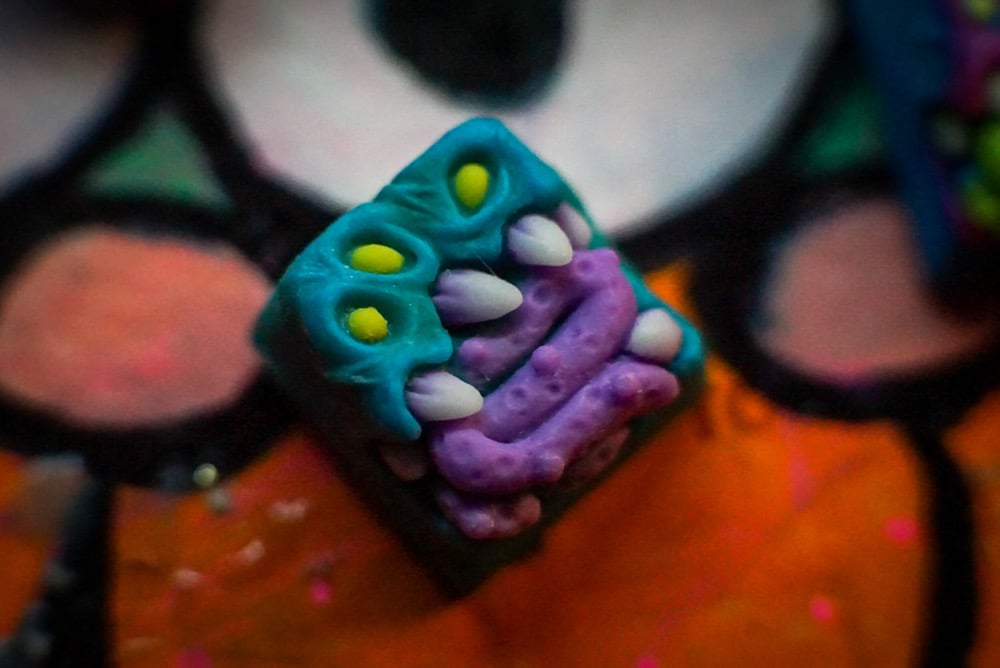 Taro Knukclechomp 
