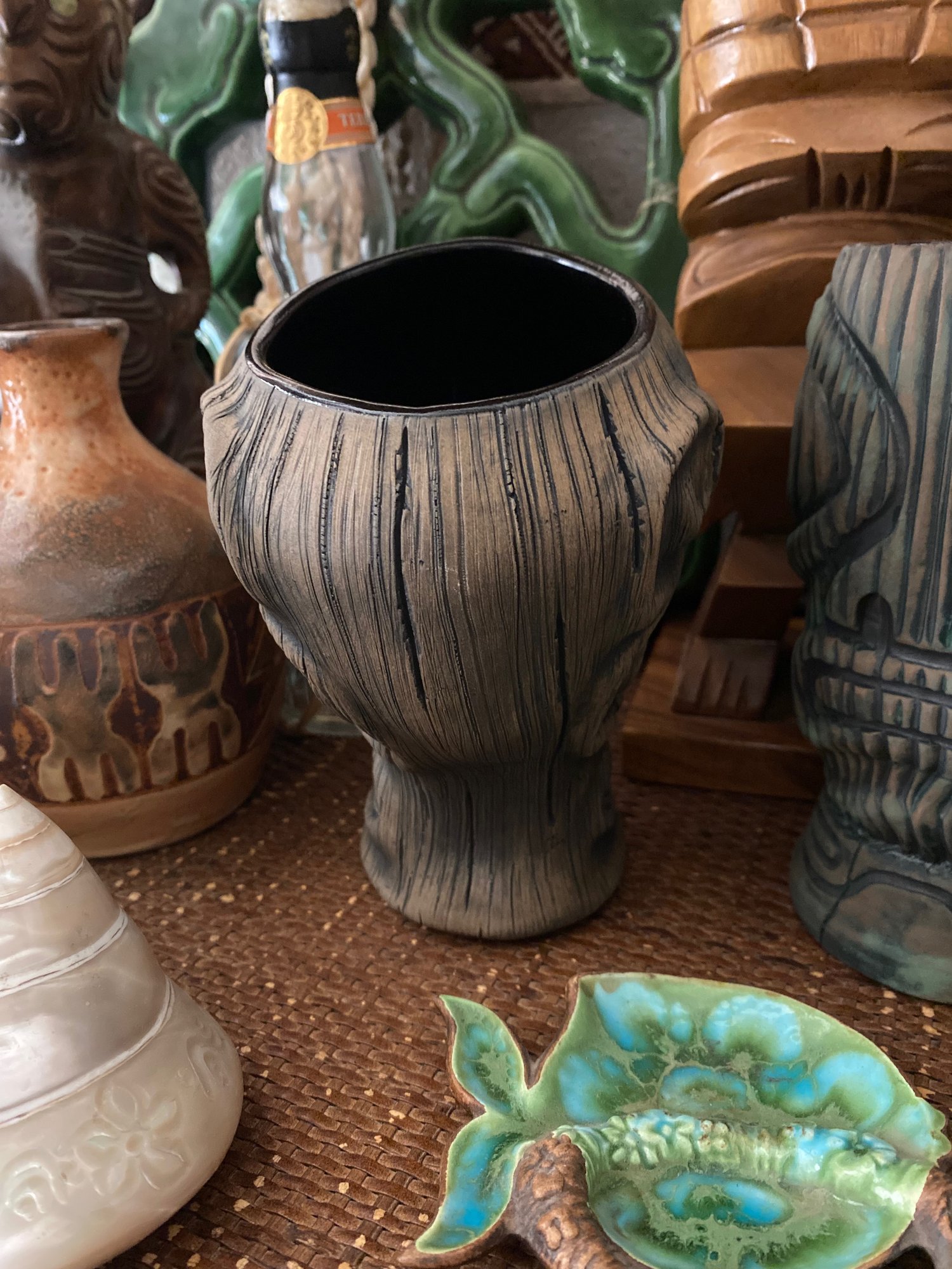Image of Classic Woodgrain Marquesan Mug - 20 Oz - US Shipping Included