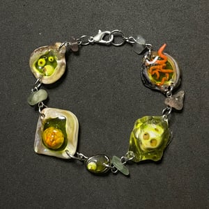 Image of specimen bracelet