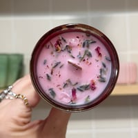 Image 1 of apple cinnamon scented candle