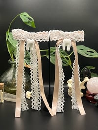 Image 1 of Tan Lace Tooth Hair Ribbon