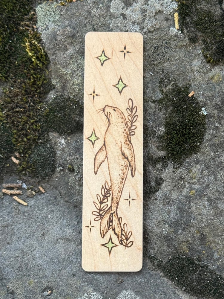 The Seal - Mini Gilded Guardian Bookmark  Image 3
