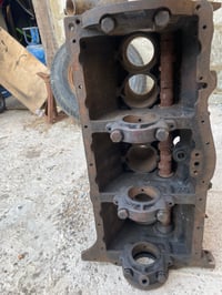 Image 5 of BMW 501/6 M337 Engine Block