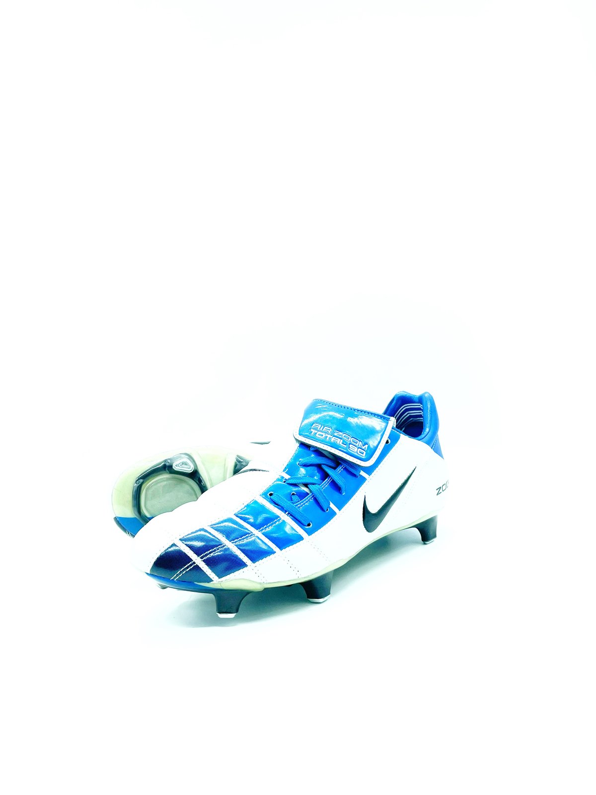 Nike total 90 on sale blue and white