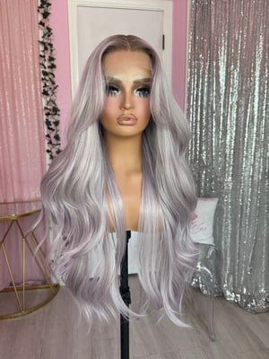Image of lilac free part (ready to ship )