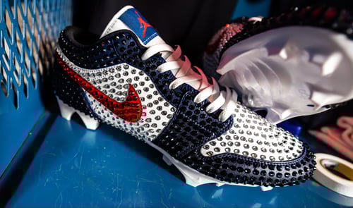 Image of Rhinestone cleat deposit