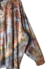 Image 5 of 4XL Unisex Adult Soft Long Sleeve Tee in Earthy Ammonite Spiral Ice Dye