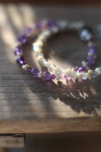 Image 5 of Bracciale Ossa di volpe -Labradorite e Ametista-