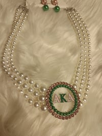 Image 1 of PINK & GREEN PEARL SET 