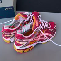 Image 3 of size: us9.5W uk7.5 eu41.5 cm26