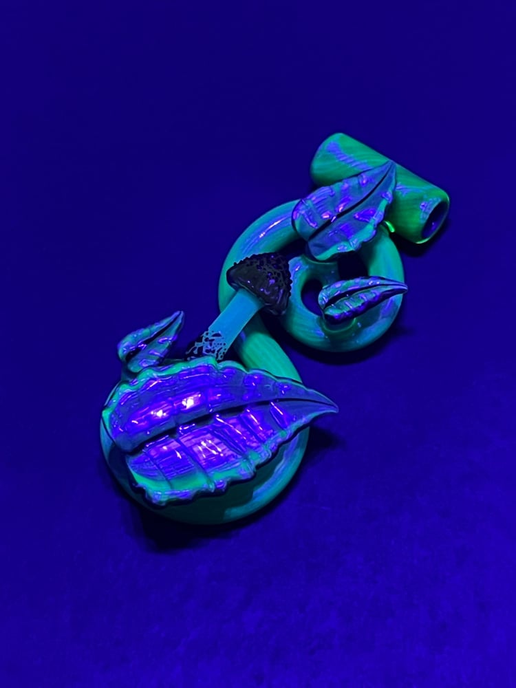 Image of Winter Mushroom Vine Pendant 2