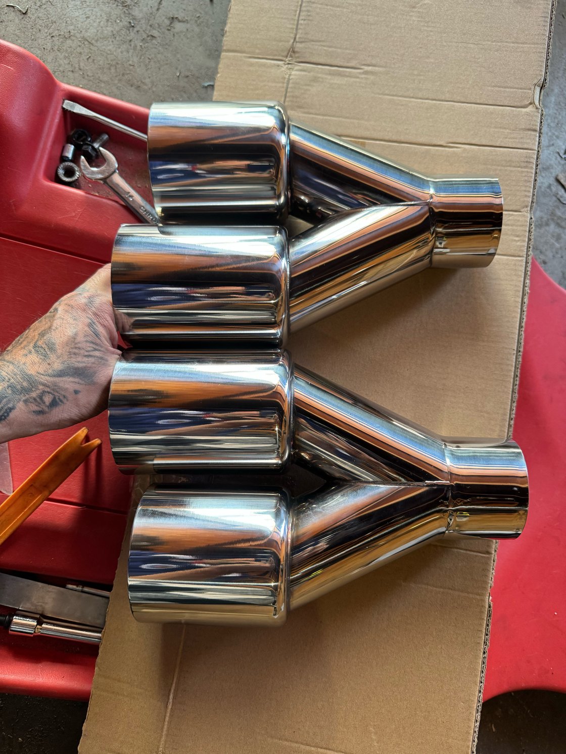 Image of exhaust tips