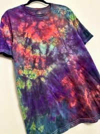 Image 3 of MEDIUM - HOCUS POCUS TEE