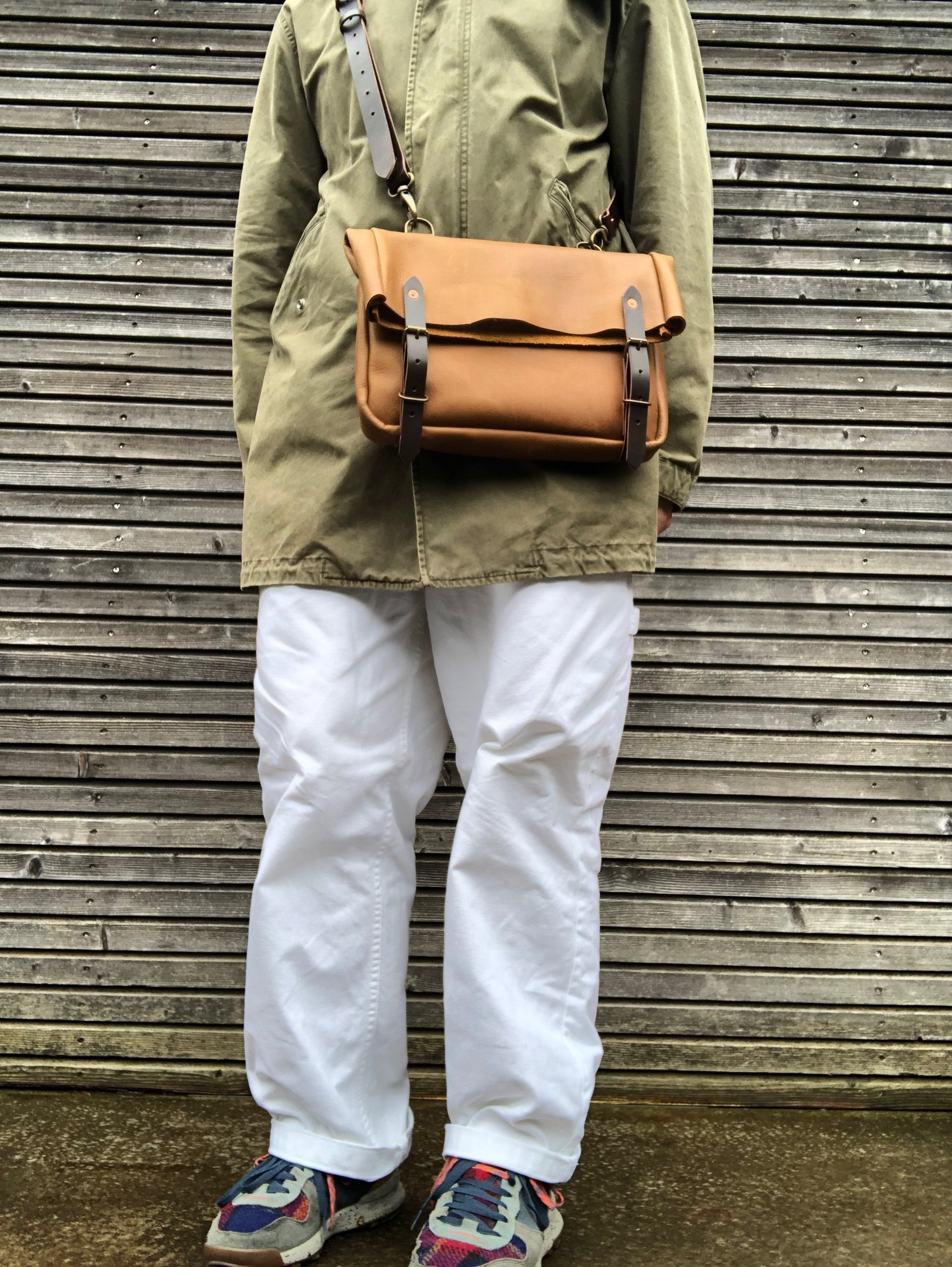 Image of Satchel made in oiled leather with adjustable shoulderstrap UNISEX