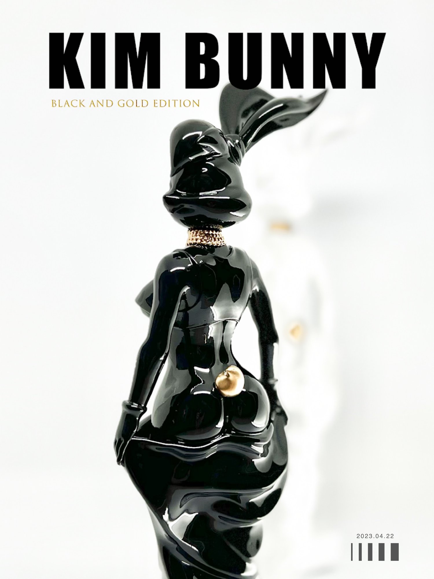 Image of Kim Bunny « Black And Gold »
