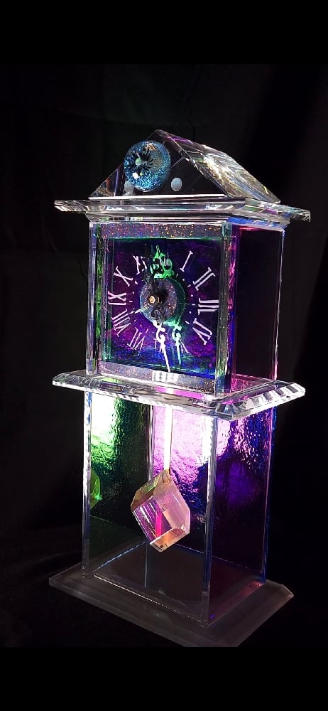 Image of "Lightyears" pendulum clock 