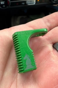 Wrong color handstop 