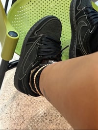 Travis Scott Black Phantom Jordan 1